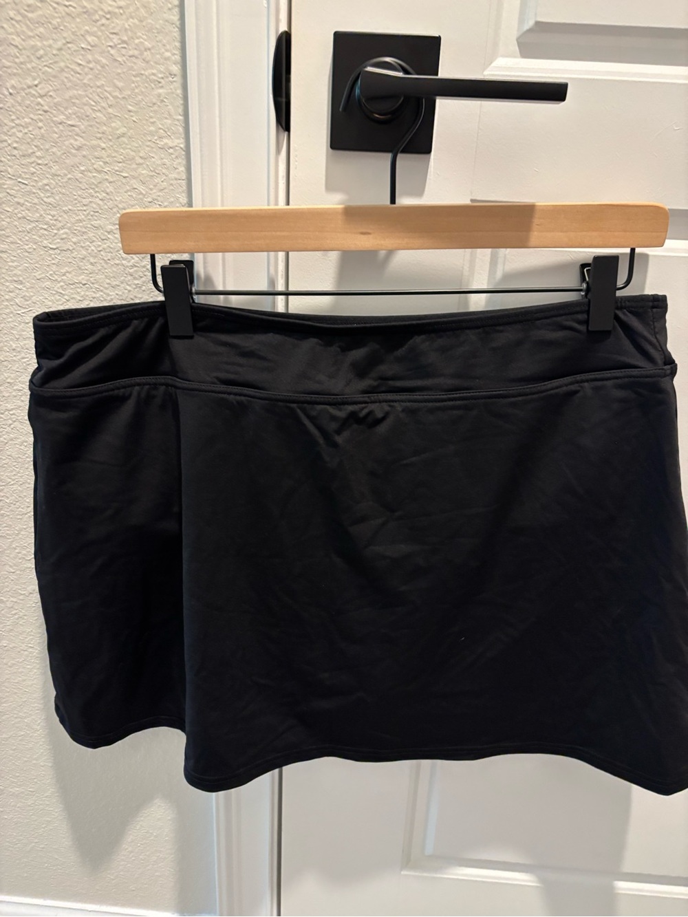 Lands' End Black Women's swim skirt